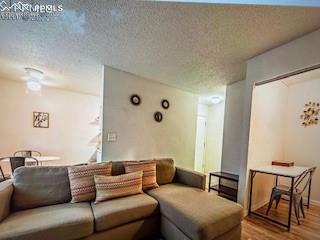 5042 E El Camino Drive 86
