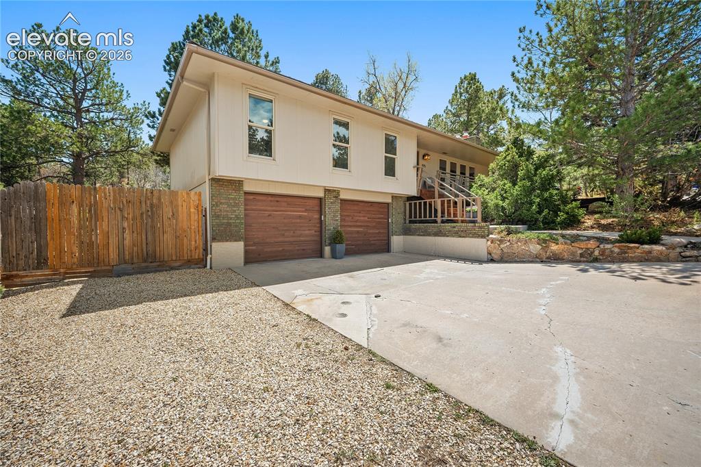 1175 Garlock Lane