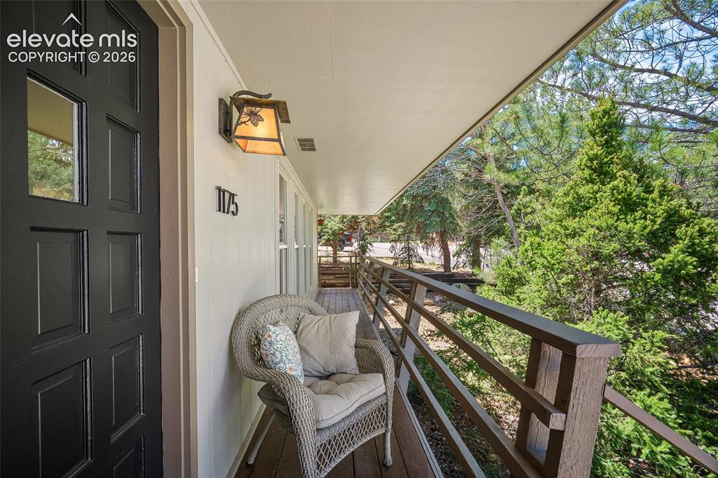 1175 Garlock Lane