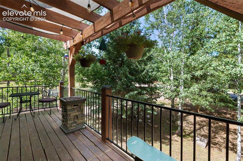 835 E Northwoods Drive