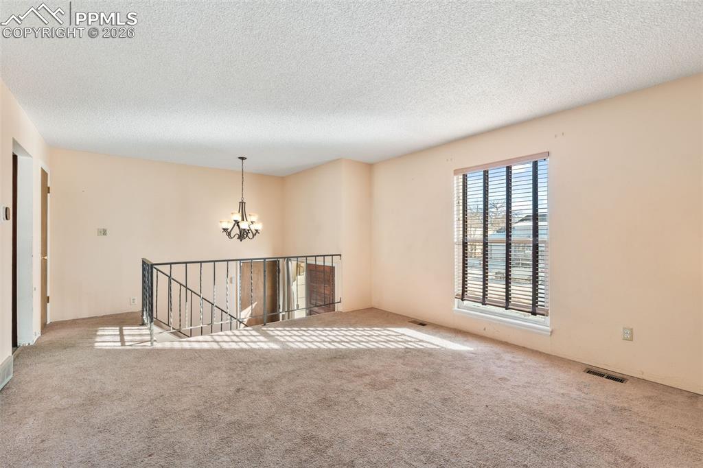 4096 London Lane