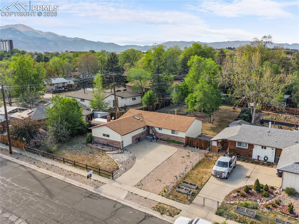 2408 Bandelier Drive