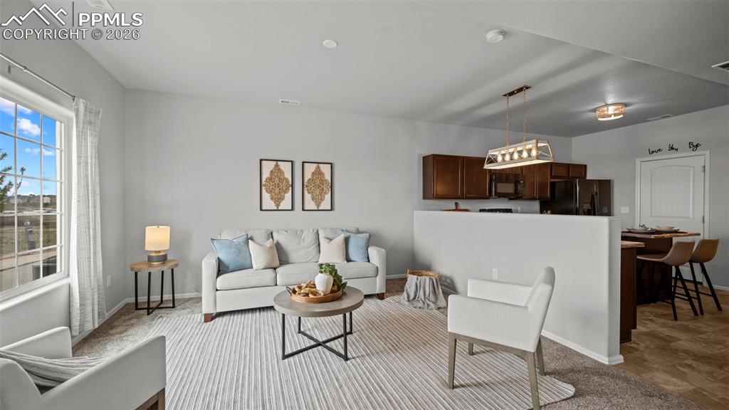 7423 Sand Lake Heights