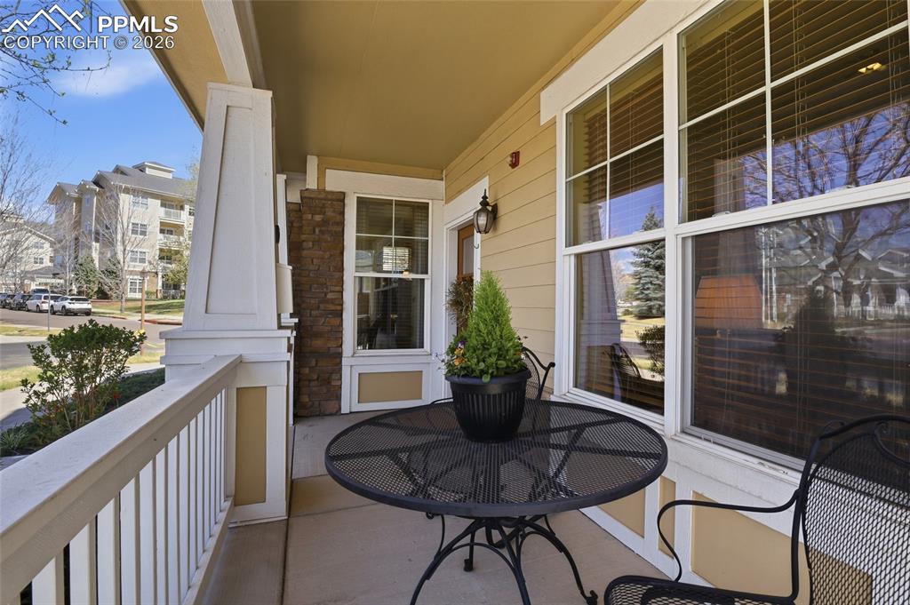 1404 Lewis Ridge View