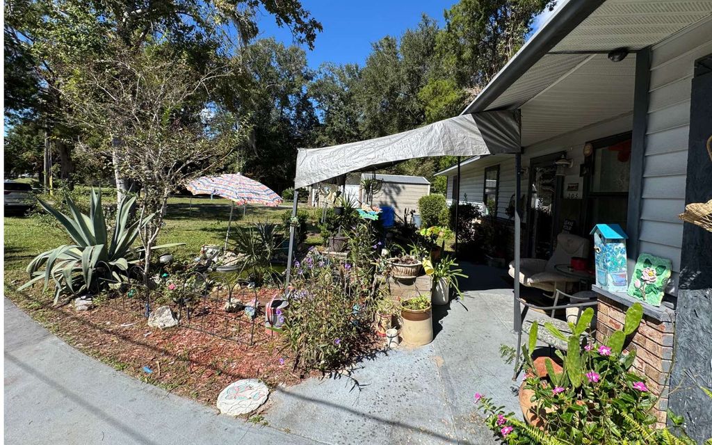 Photo of 305 SW Thompkins Loop, Lake City, FL 32055 (MLS # 129109)