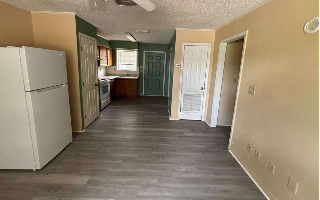 Photo of 219 NW Jacquez Pl, Lake City, FL 32055 (MLS # 127064)