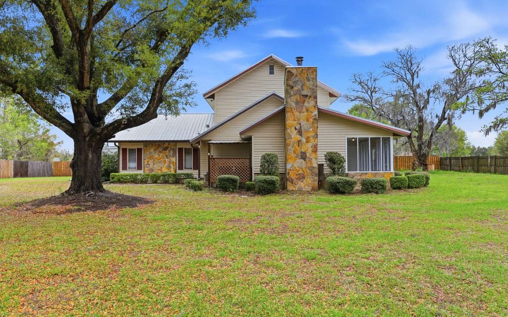 Photo of 8638 127th Drive, Live Oak, FL 32060 (MLS # 130690)