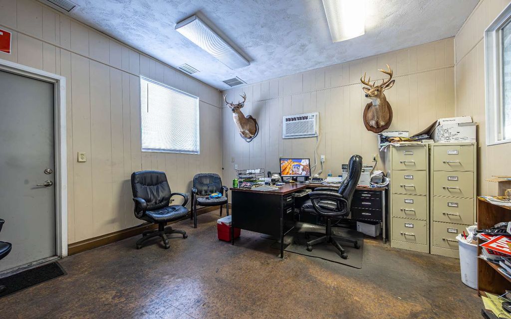 Photo of 3719 E US-90, Lake City, FL 32055 (MLS # 129096)