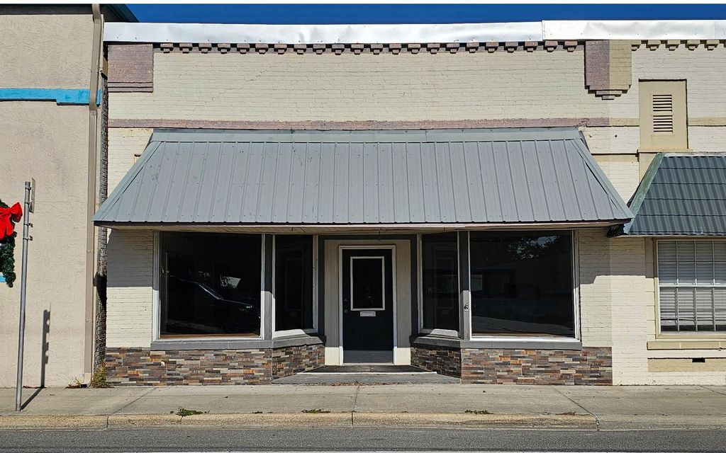 Photo of 270 W Main Street, Mayo, FL 32066 (MLS # 129360)