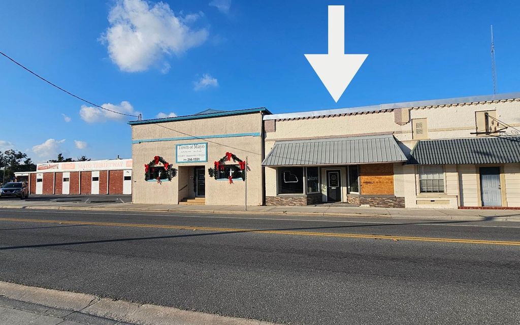 Photo of 270 W Main Street, Mayo, FL 32066 (MLS # 129360)