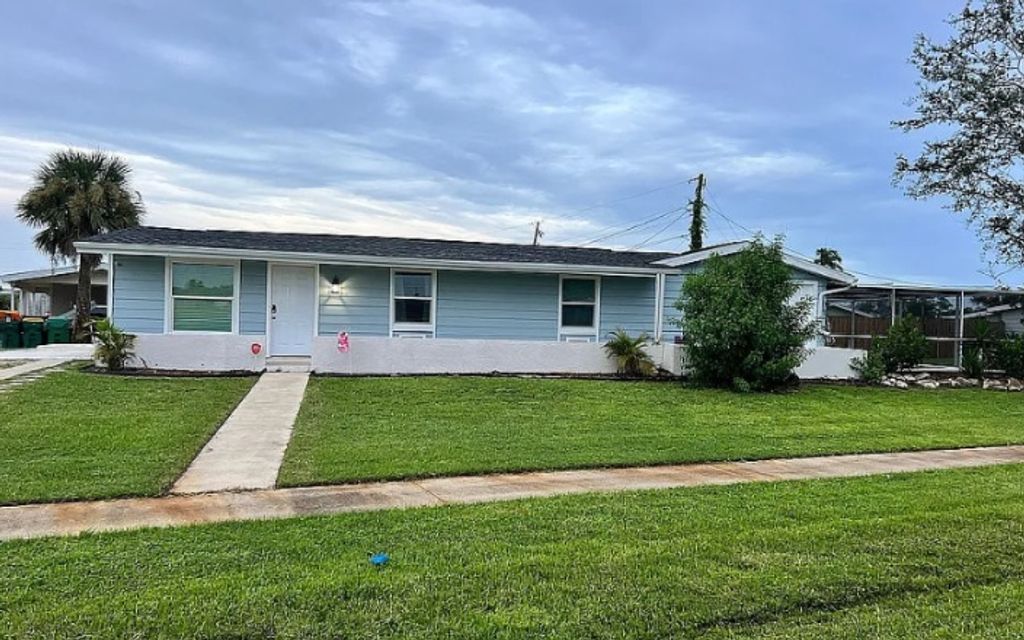 Photo of 1598 Noble Ter, Other, FL 33952 (MLS # 129941)