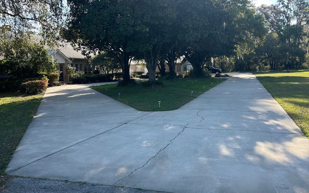 Photo of 580 SW Aviation Dr, Lake City, FL 32025 (MLS # 130539)