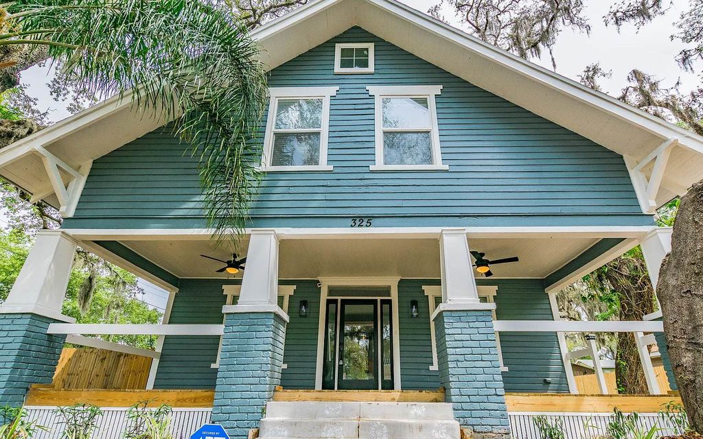 Photo of 325 W West St, Other, FL 33602 (MLS # 130840)