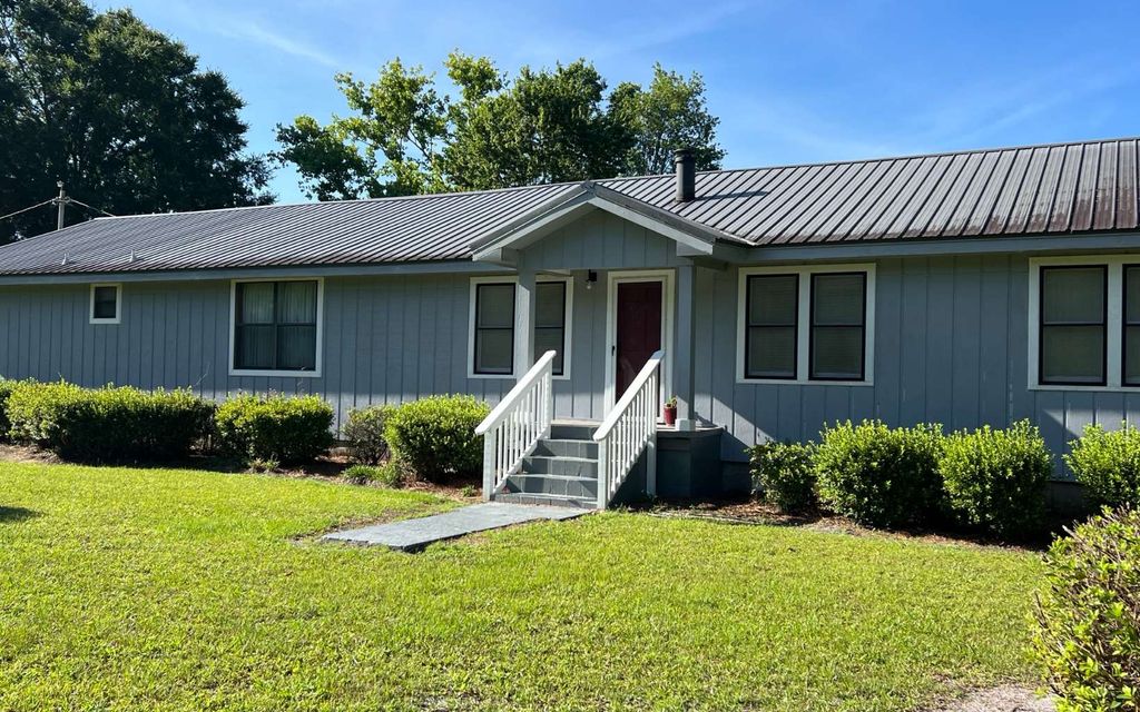 Photo of 138 SE Beulah Tyre Lane, Lake City, FL 32025 (MLS # 129020)