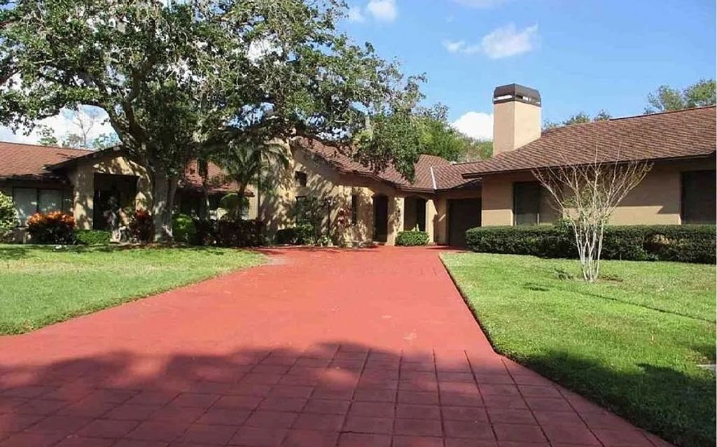 Photo of 710 Loma Linda Ct, Other, FL 33511 (MLS # 129663)