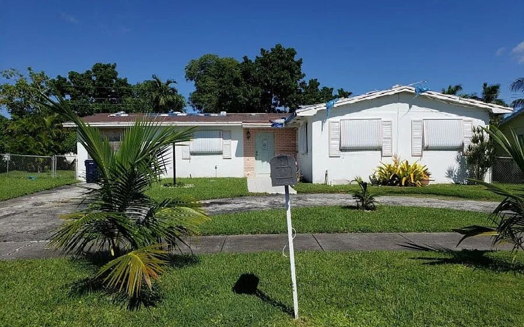 Photo of 15870 SW 105th Ave, Other, FL 33157 (MLS # 131460)