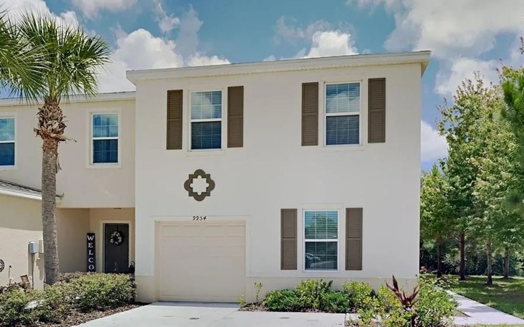 Photo of 9954 Hound Chase Dr, Other, FL 33534 (MLS # 128723)