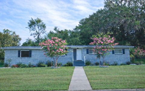 Photo of 1299 NW Eadie St, Lake City, FL 32055 (MLS # 130137)