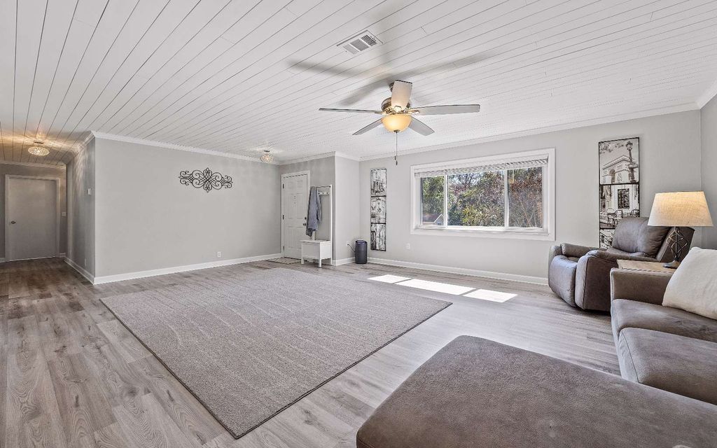 Photo of 1299 NW Eadie St, Lake City, FL 32055 (MLS # 130137)