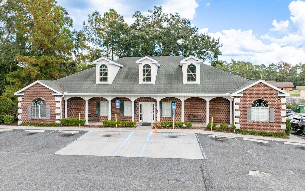 Photo of 440 SW Perimeter Glen, Lake City, FL 32025 (MLS # 128641)