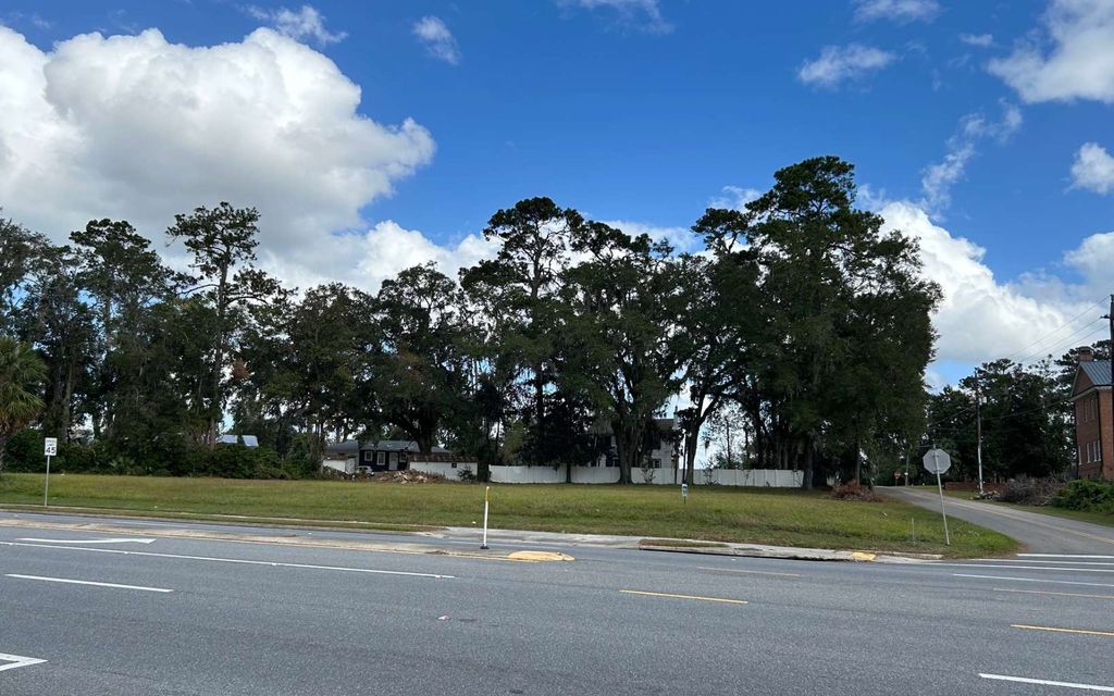Photo of SW Main Boulevard, Lake City, FL 32025 (MLS # 125186)