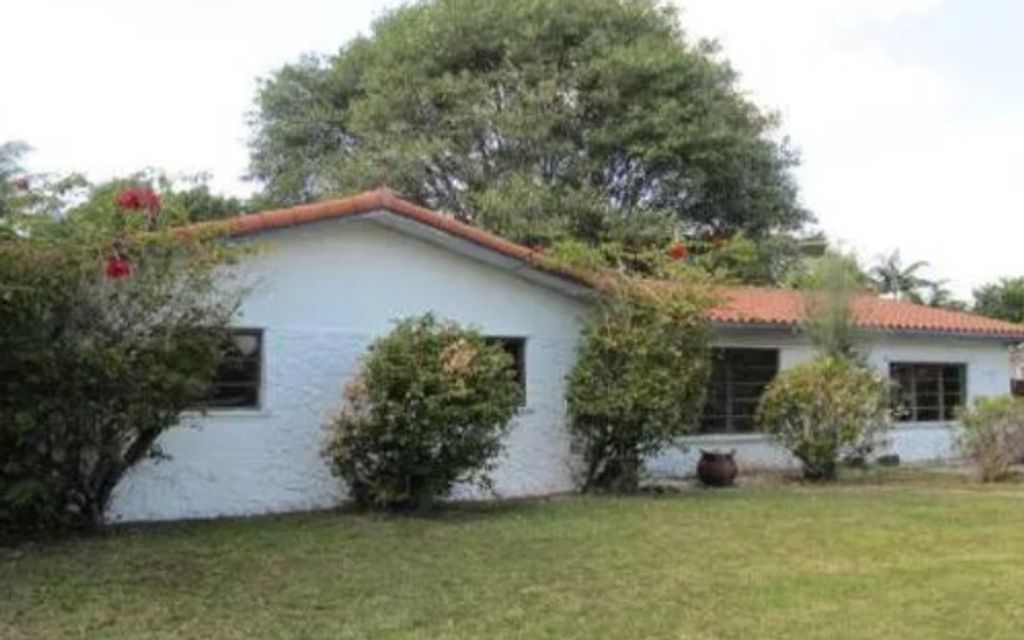 Photo of 11704 SW 102nd Ct, Other, FL 33176 (MLS # 129824)