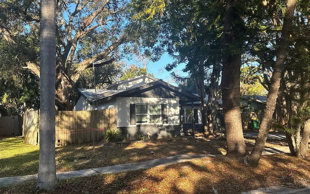 Photo of 11512 60th St N St, Other, FL 33782 (MLS # 130276)