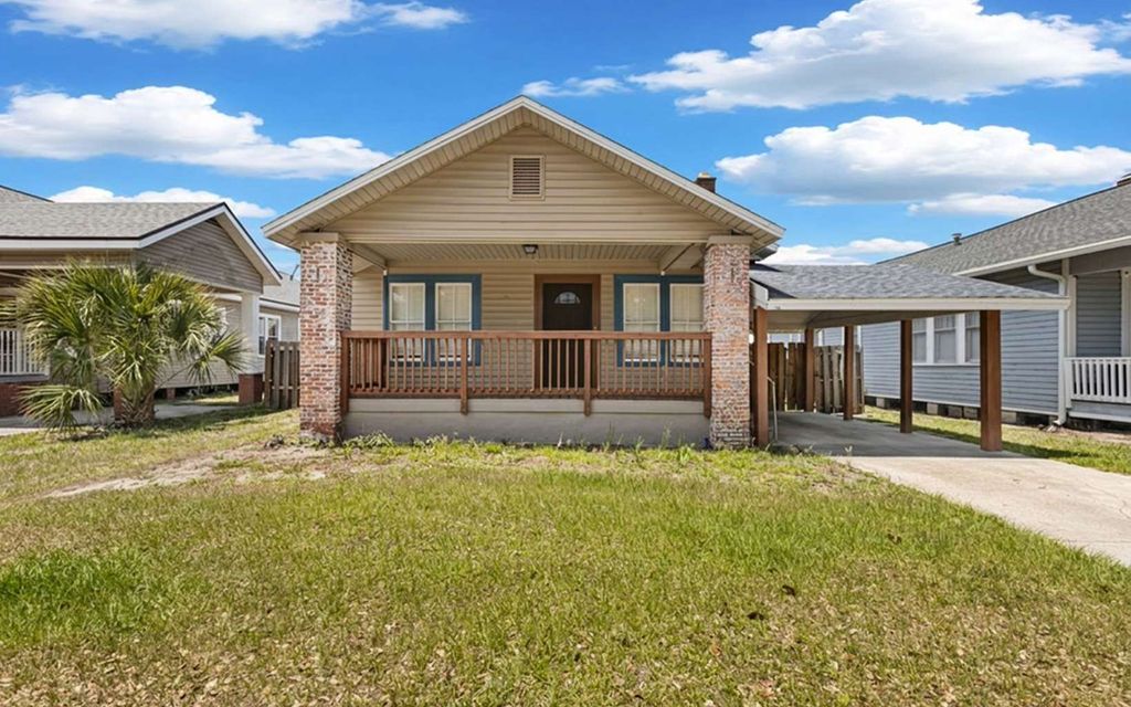 Photo of 348 S Marion Avenue, Lake City, FL 32025 (MLS # 131502)