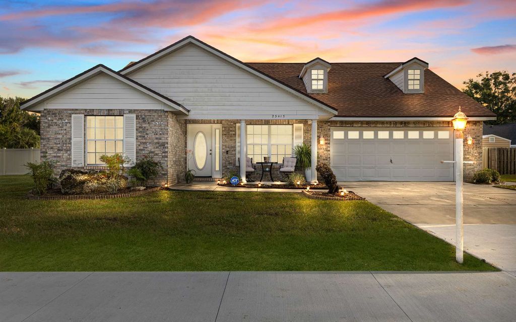 Photo of 25415 SW 15th Ave, Newberry, FL 32669 (MLS # 128854)