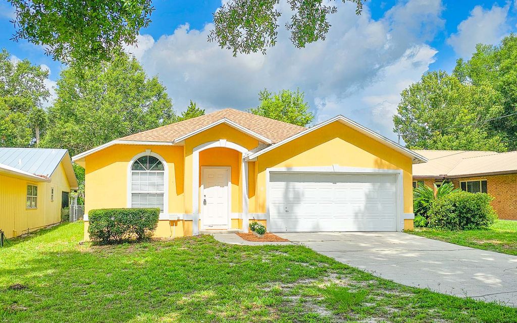 Photo of 4306 SE 1st Avenue, Keystone Heights, FL 32656 (MLS # 127481)