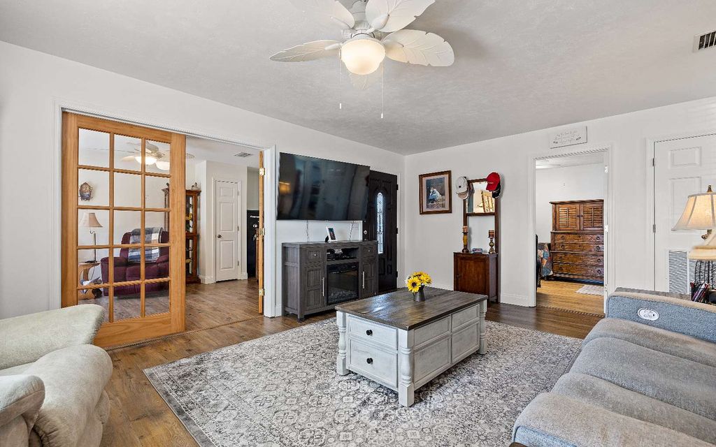 Photo of 257 SE Becky Ter, Lake City, FL 32025 (MLS # 130260)