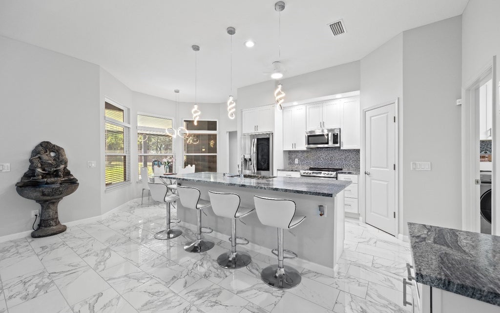 Photo of 336 SW Meadow Wood Glen, Lake City, FL 32024 (MLS # 133393)