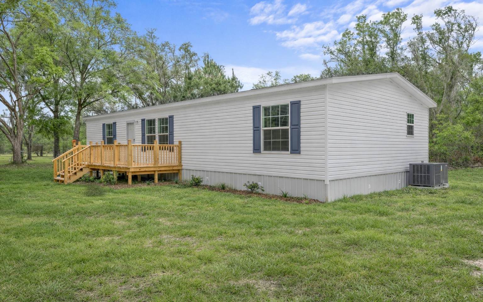 Photo 1 of 28 — 343 NW IVY GLN, Lake City, FL 32055