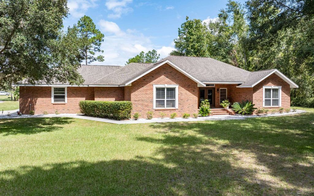 Photo of 577 SW Zierke Drive, Lake City, FL 32024 (MLS # 130886)