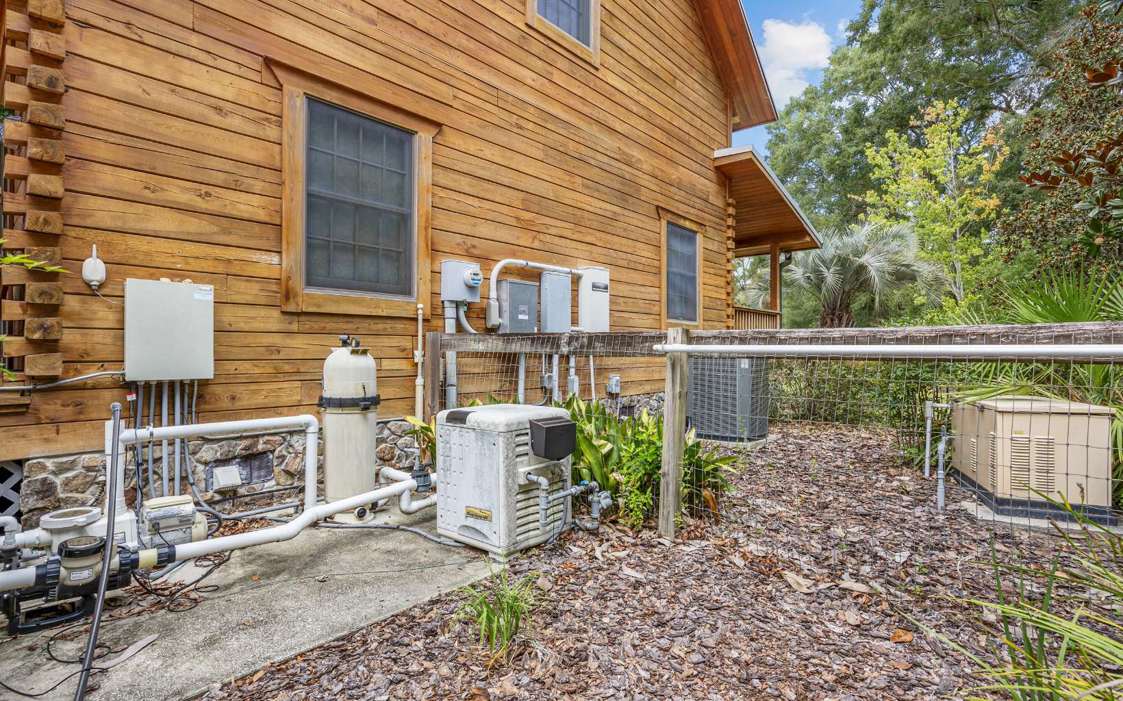 High Springs, Florida, 32643, United States, 5 Bedrooms Bedrooms, ,4 BathroomsBathrooms,Residential,Active,2032882