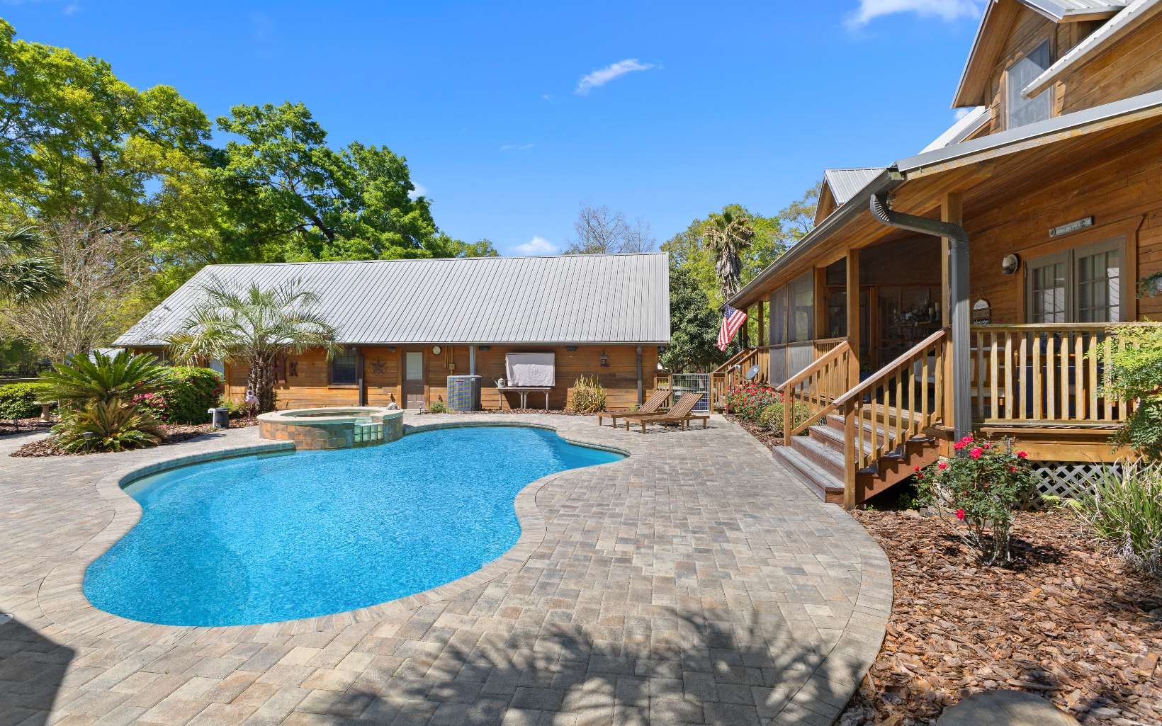 High Springs, Florida, 32643, United States, 5 Bedrooms Bedrooms, ,4 BathroomsBathrooms,Residential,Active,2032882