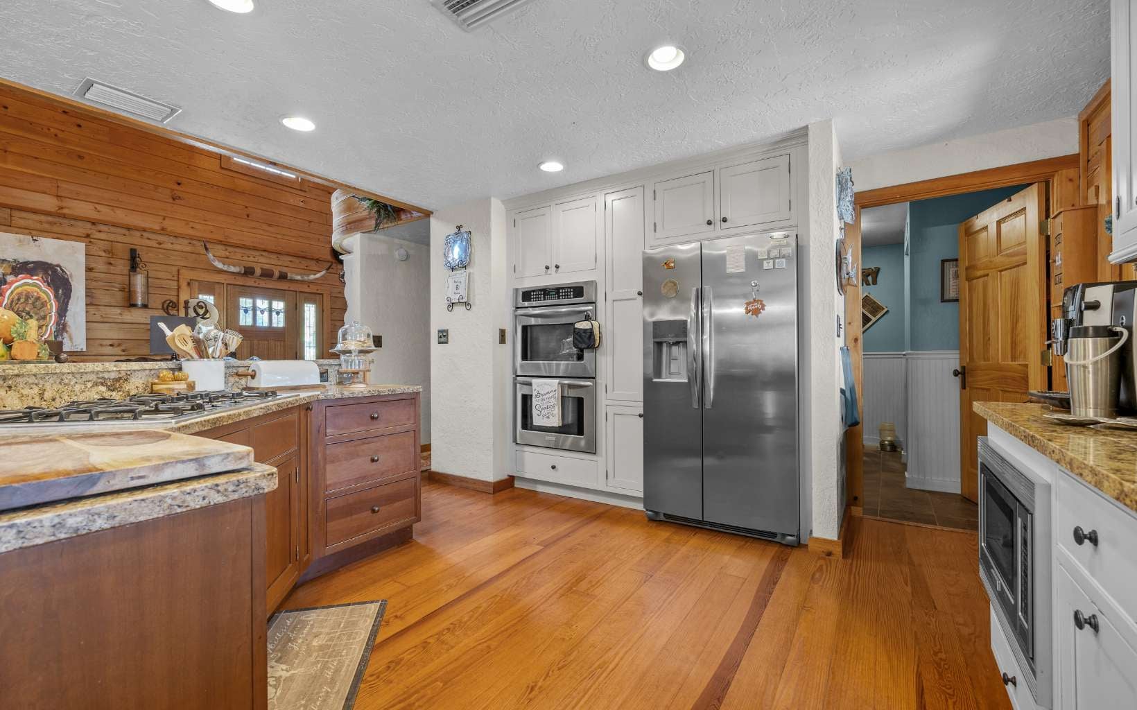 High Springs, Florida, 32643, United States, 5 Bedrooms Bedrooms, ,4 BathroomsBathrooms,Residential,Active,2032882