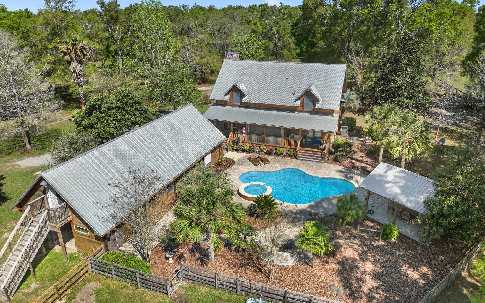 High Springs, Florida, 32643, United States, 5 Bedrooms Bedrooms, ,4 BathroomsBathrooms,Residential,Active,2032882
