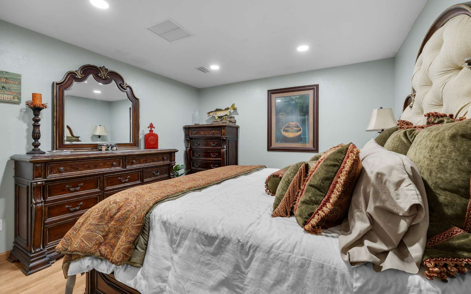 High Springs, Florida, 32643, United States, 5 Bedrooms Bedrooms, ,4 BathroomsBathrooms,Residential,Active,2032882