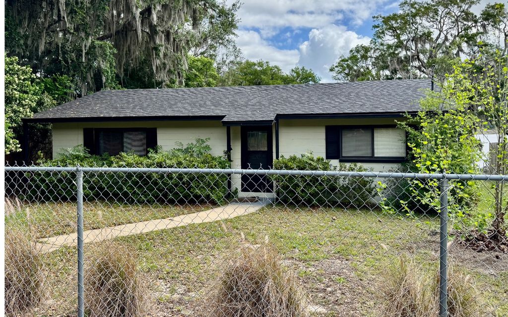 Photo of 186 Little Orange Lake, Other, FL 32640 (MLS # 123502)