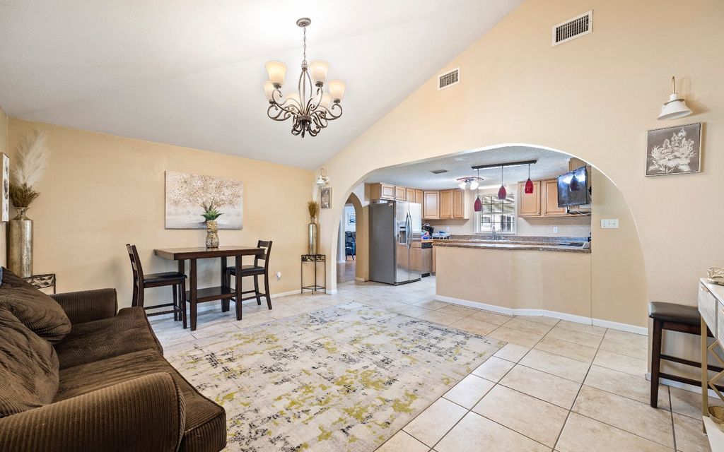 Photo of 911 NE Cherry Lane, Lake City, FL 32055 (MLS # 128229)