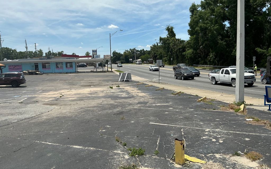 Photo of 535 SW Main Blvd, Lake City, FL 32024 (MLS # 131341)