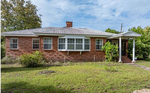 Photo of 164 NE Laguna Drive, Lake City, FL 32055 (MLS # 131637)