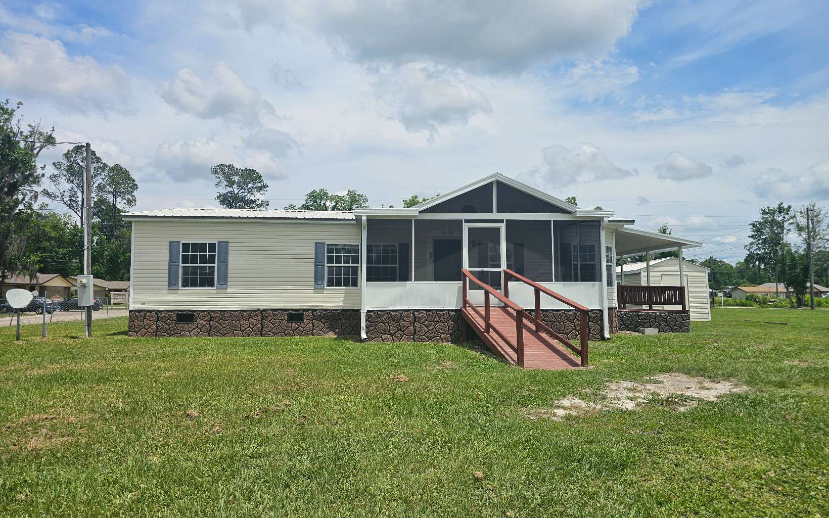 Photo 1 of 46 — 1021 NE CUMMINGS WAY, Lake City, FL 32055