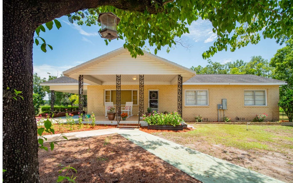Photo of 18820 81st Road, McAlpin, FL 32062 (MLS # 131971)