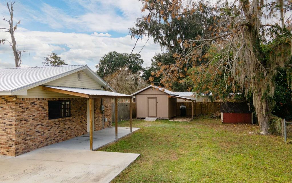 Photo of 224 SE Cheyenne Ct, Lake City, FL 32025 (MLS # 129621)