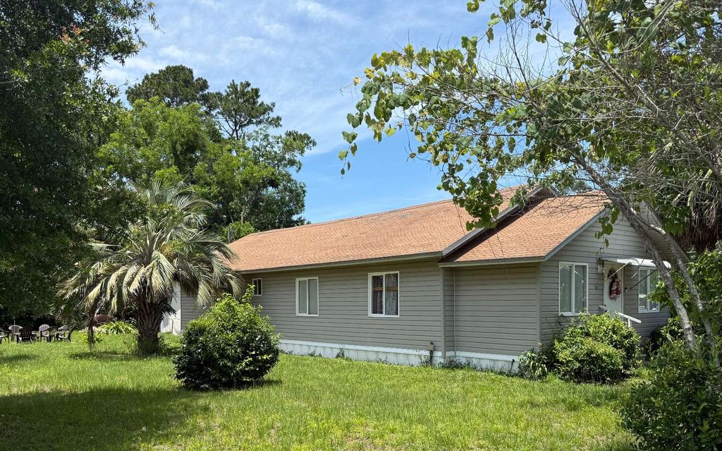Photo of 268 NE Anderson Ter, Lake City, FL 32055 (MLS # 128891)