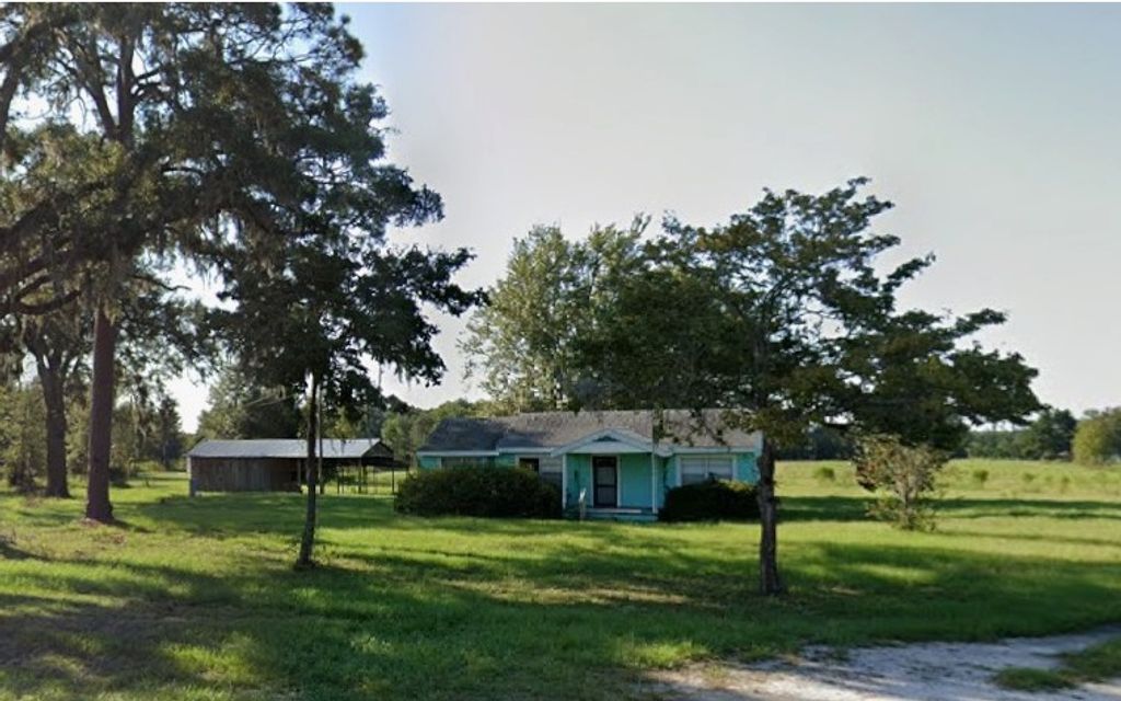 Photo of 3575 SW Pinemount Road, Lake City, FL 32024 (MLS # 130109)