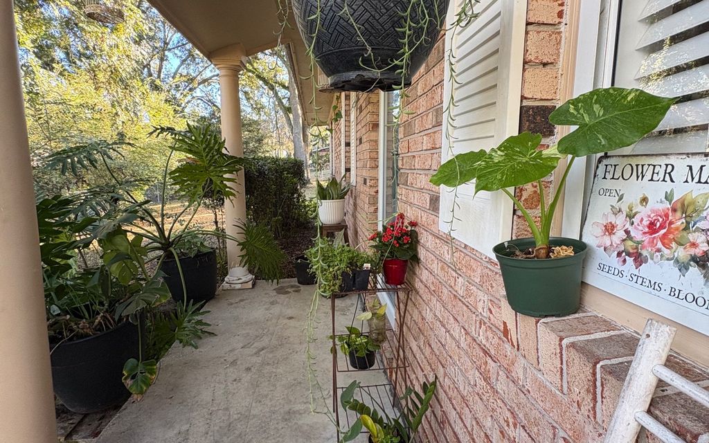 Photo of 840 NW Turner Avenue, Lake City, FL 32055 (MLS # 129536)