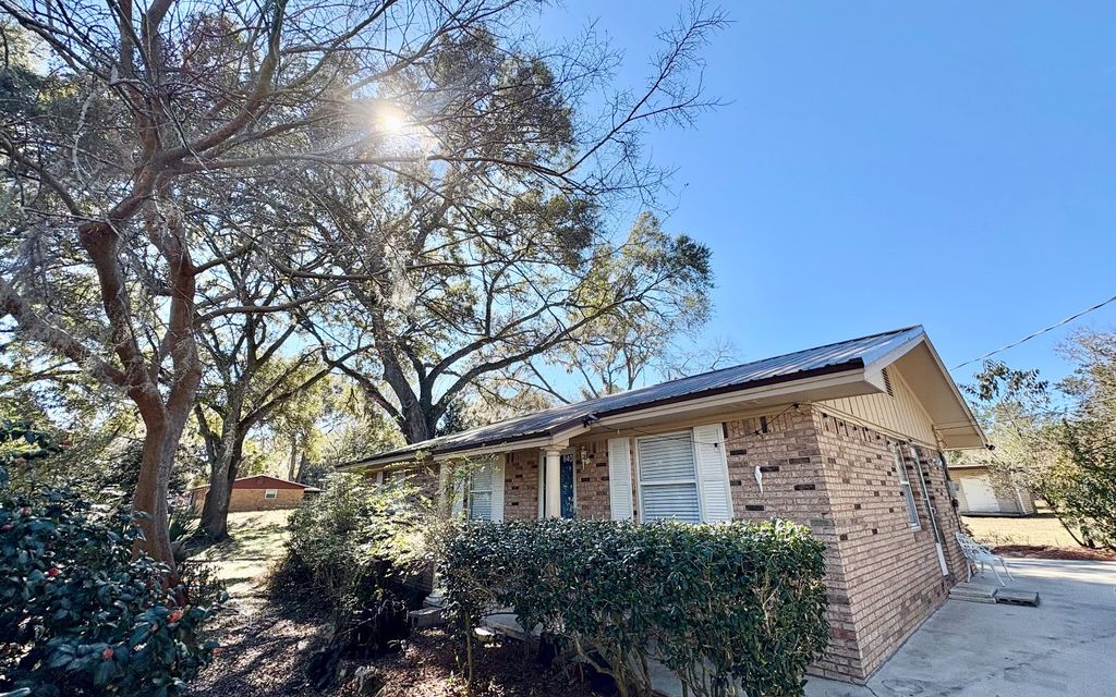 Photo of 840 NW Turner Avenue, Lake City, FL 32055 (MLS # 129536)